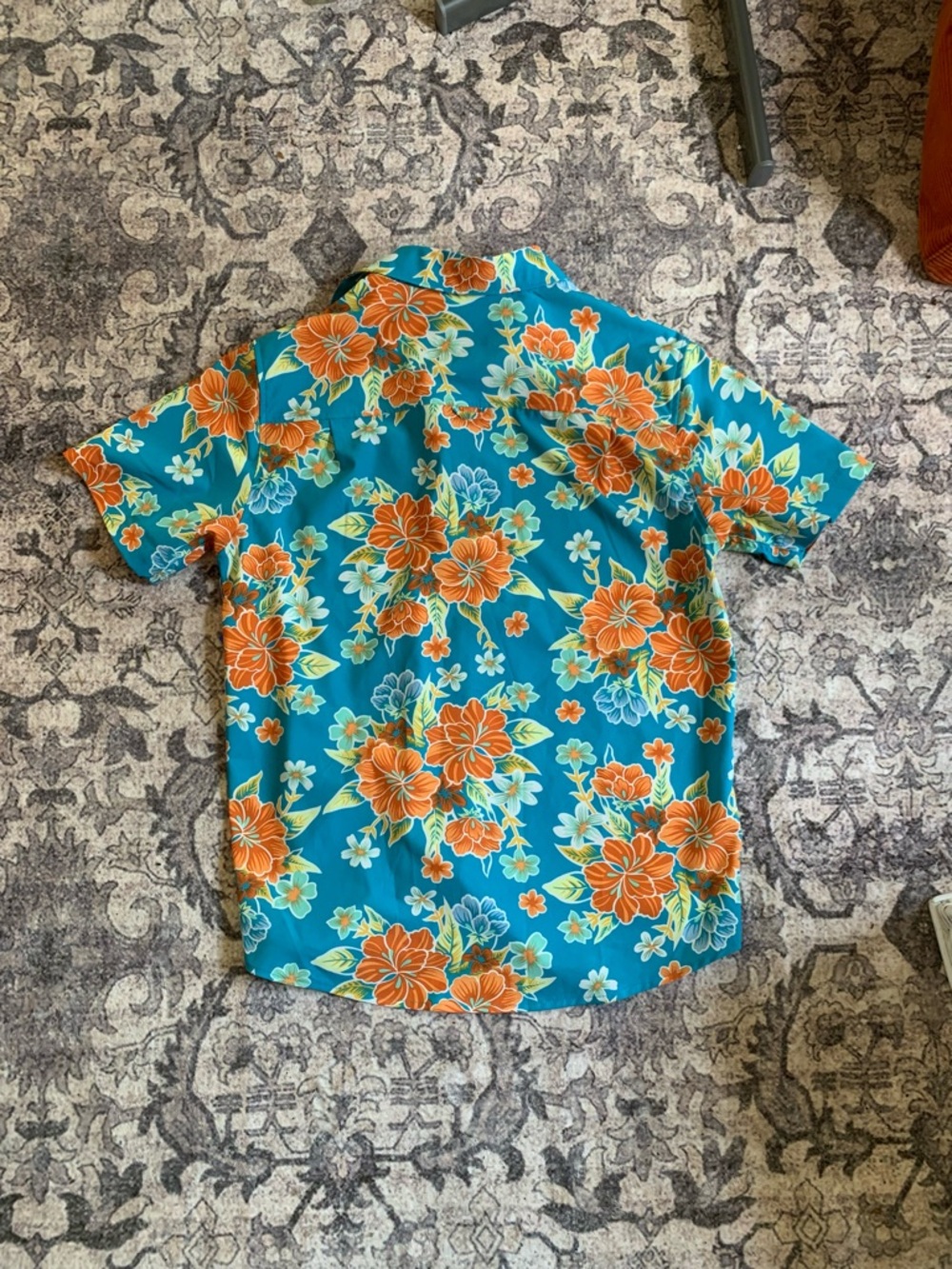 NWT Tropical Button-Down - Picture 3 of 4
